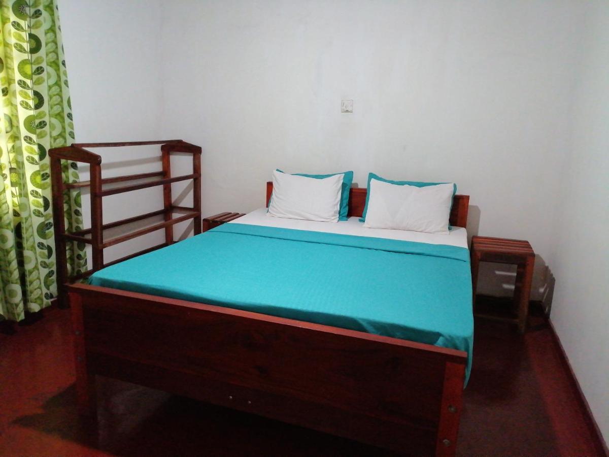 Hotel Serene Sinharaja à Deniyaya Extérieur photo