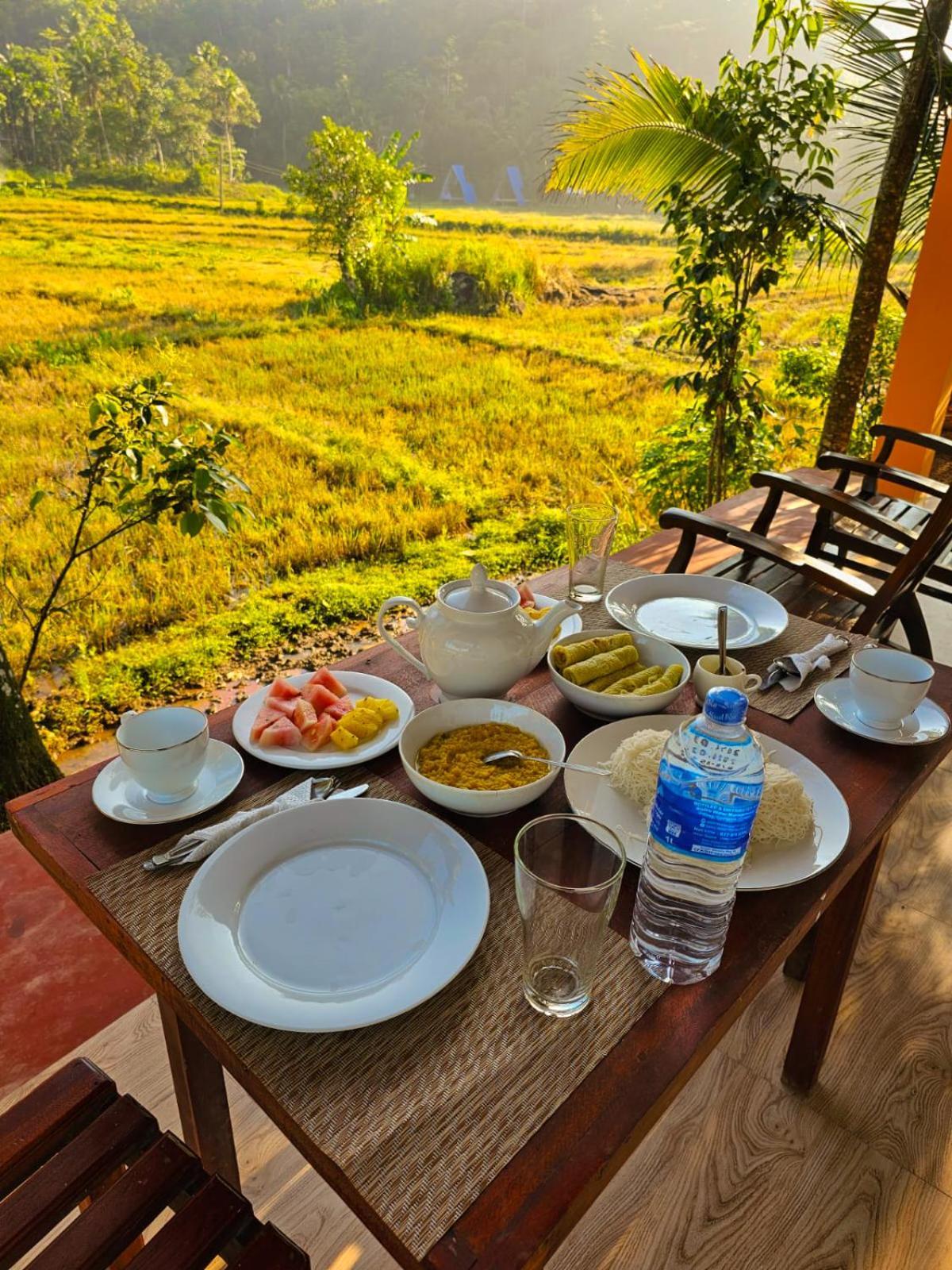 Hotel Serene Sinharaja à Deniyaya Extérieur photo
