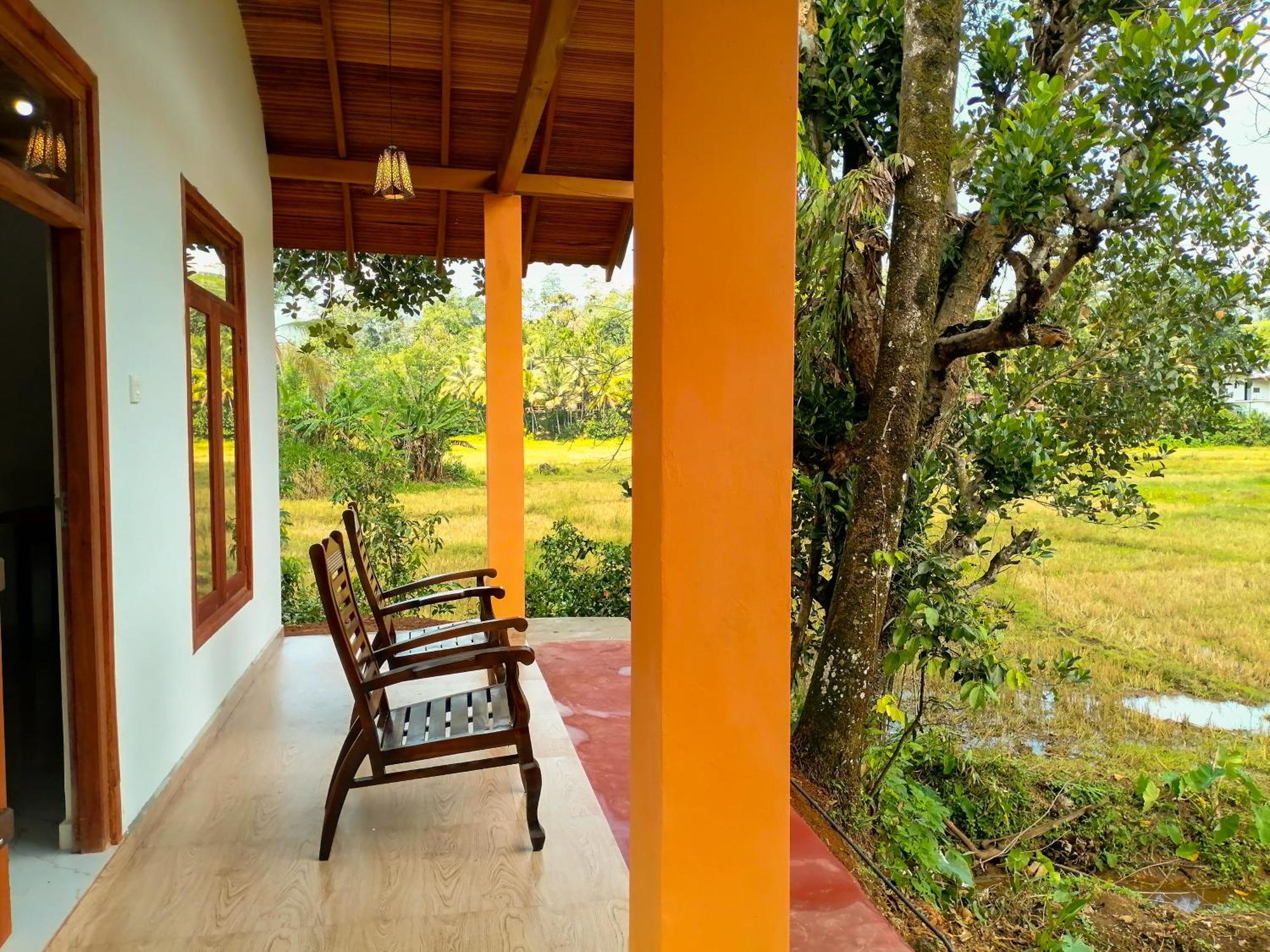 Hotel Serene Sinharaja à Deniyaya Extérieur photo