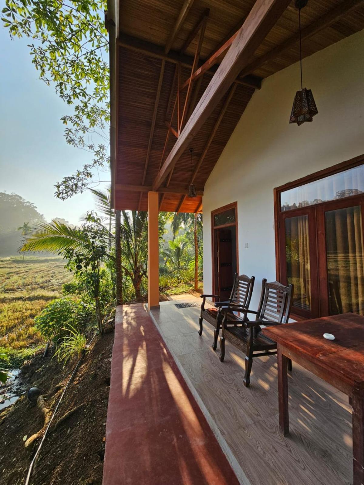 Hotel Serene Sinharaja à Deniyaya Extérieur photo