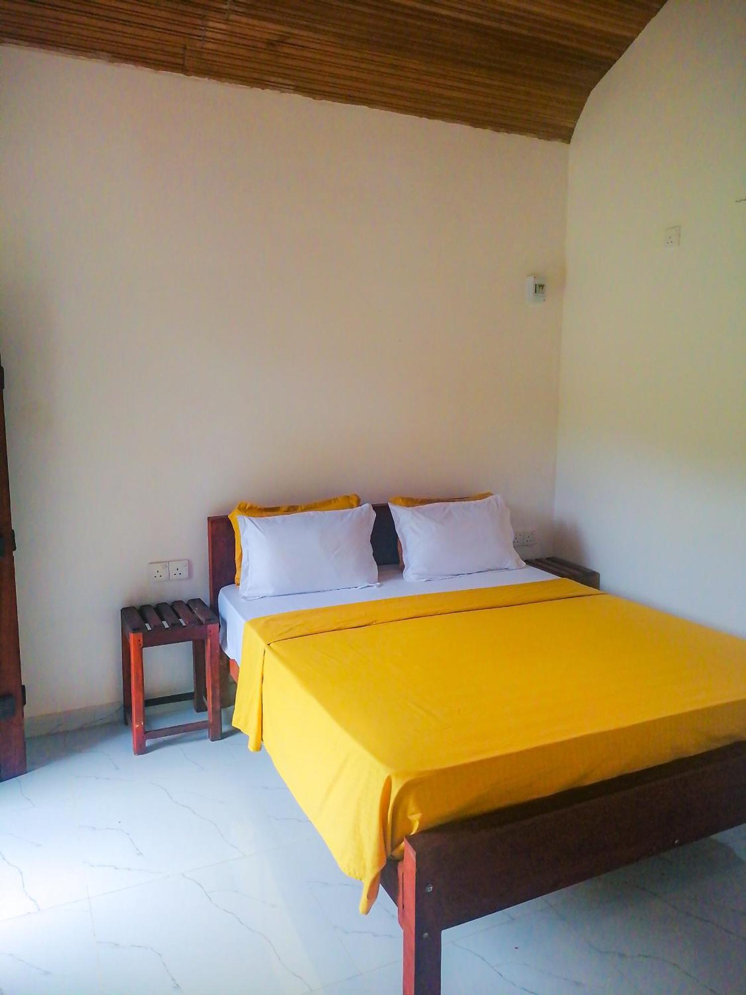 Hotel Serene Sinharaja à Deniyaya Chambre photo