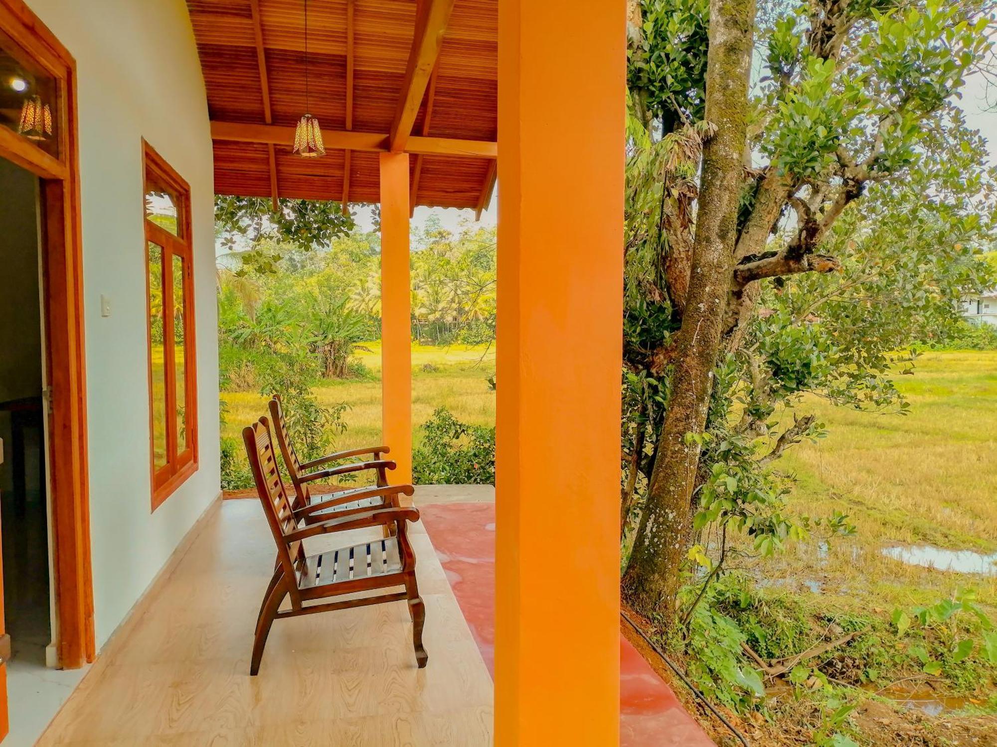 Hotel Serene Sinharaja à Deniyaya Chambre photo